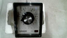 Load image into Gallery viewer, OMRON STP-MND-AA-UA SYNCHRONOUS MOTOR TIMER 10S 120V 60HZ -FREE SHIPPING