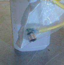 Load image into Gallery viewer, LOT/2 BALLUFF BCC M323-0000-10-004-PX43T2-050 (BCC055L) CABLE ASSEMBLY (5M) *FS*
