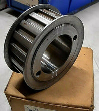 Load image into Gallery viewer, REGAL BELOIT BROWNING 18HH100 BUSHING TIMING BELT PULLEY 2.811" OD 18 TOOTH *FS*