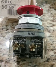 Load image into Gallery viewer, ALLEN BRADLEY 800T-D6D2 PUSHBUTTON RED MUSHROOM HEAD SER.T -FREE SHIPPING