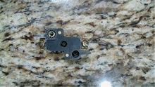 Load image into Gallery viewer, WESTINGHOUSE 0T2D OIL TITE CONTACT BLOCK 2602D69G02 - FREE SHIPPING