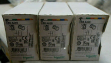 Load image into Gallery viewer, SCHNEIDER ELECTRIC XB5 AA25 NON ILLUM 22MM PUSHBUTTON 2UYZ5 LOT/3 -FREE SHIPPING