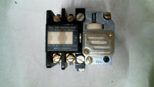 Load image into Gallery viewer, ALLEN BRADLEY 700-NT PNEUMATIC TIMING UNIT 0.2-60SEC SER.C -FREE SHIPPING