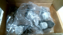 Load image into Gallery viewer, SIEMENS 6GK1905-0AD00 CONNECTOR SPLIT CONN TERM-EX PA QTY/5 -FREE SHIPPING