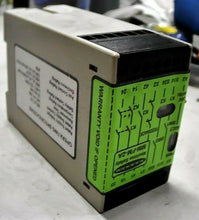 Load image into Gallery viewer, BANNER MM-FM-2A MACHINE SAFETY RELAY (GRN) 24VAC/DC 250MA MAX 4A RESIST. LOAD FS