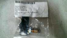 Load image into Gallery viewer, MICRO SWITCH BZ-2RQ18T ROLLER PLUNGER SWITCH 15A 125-480VAC -FREE SHIPPING