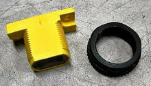 Load image into Gallery viewer, BANNER ENGINEERING UC-300EPD 27504 MINI-BEAM REPLACEMENT LENS ASSEMBLY *FRSHIP*