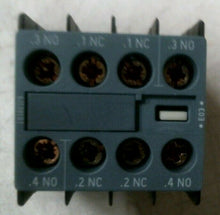 Load image into Gallery viewer, SIEMENS 3RH2911-1FA22 AUXILIARY CONTACT BLOCK 4P 10A 240V -FREE SHIPPING