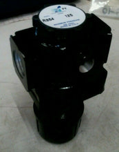 Load image into Gallery viewer, ARROW PNEUMATICS R354 1/2" NPT REGULATOR 125 RANGE 300PSI -FREE SHIPPING
