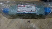 Load image into Gallery viewer, NUMATICS 134BB400M PNEUMATIC SOLENOID VALVE 150PSIG -FREE SHIPPING