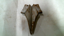 Load image into Gallery viewer, BUCKINGHAM PIN STYLE REPLACEMENT SPIKES TREE GAFFS 2/SET -FREE SHIPPING