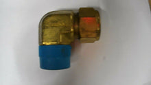 Load image into Gallery viewer, SWAGELOK B-1210-2-12 BRASS ELBOW 3/4" TUBE X 3/4" MALE NPT -FREE SHIPPING