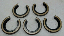 Load image into Gallery viewer, LOT/5 THOMPSON OPN-S-1000 EXTERNAL SEAL FOR LINEAR BEARING OPEN 1" BORE *FRSHIP*