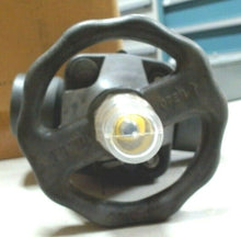 Load image into Gallery viewer, ITT WEIR 1.5-2436-TM-963-SSBOLT:Y DIA-FLO DIAPHRAM VALVE SOLID PVC 1.5" *FRSHIP*