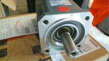Load image into Gallery viewer, SIEMENS 1FK7042-5AF71-1DG3 SIMOTICS S SYNCHRONOUS SERVOMOTOR 1FK7 free shipping