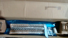Load image into Gallery viewer, KEYENCE SL-V16H SAFETY LIGHT CURTAIN RECEIVER & TRANSMITTER 24VDC -FREE SHIPPING