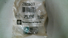 Load image into Gallery viewer, TELEMECANIQUE ZB2-BW33 GREEN PUSHBUTTON OPERATOR 25390 -FREESHIPPING
