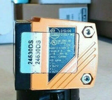 Load image into Gallery viewer, EFECTOR IFM O1DLF3KG-O1D105 PHOTOELECTRIC DISTANCE SENSOR <200MA 18-30VDC *FRSHP