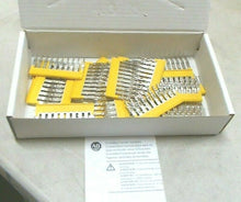 Load image into Gallery viewer, ALLEN BRADLEY 1492-CJK5-10 CENTER JUMPERS SER.A BOX/20 -FREE SHIPPING