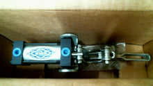 Load image into Gallery viewer, DESTACO 817-U PNEUMATIC TOGGLE CLAMP -FREE SHIPPING