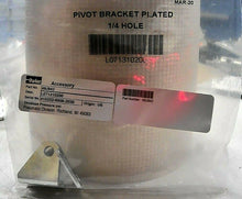 Load image into Gallery viewer, LOT/9 PARKER ATLAS COPCO L071310200 (49J942) PIVOT BRACKET PR 1-1/16" BORE *FSHP