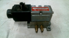 Load image into Gallery viewer, NUMATICS 031SA400C SOLENOID CONTROL VALVE 237-267B 150PSI 120V -FREE SHIPPING