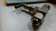 Load image into Gallery viewer, SWAGELOK SS-8BK-V19 BELLOWS SEALED VALVE GSKT 1/2" FEMALE VCR FACE PCTFE STEMTIP