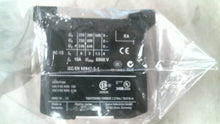 Load image into Gallery viewer, EATON CUTLER HAMMER XTRM10A22 SOLID STATE RELAY DIL ER-22 600VAC 10A -FREE SHIP