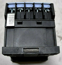 Load image into Gallery viewer, WEG CWC016-10-30V47 IEC MINI CONTACTOR 16A 4POLE 120V 3N.O. POWER CONTACTS *FSHP