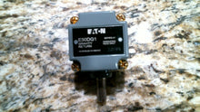 Load image into Gallery viewer, EATON E50DG1 GRAVITY RETURN SWITCH SER.A1 -FREE SHIPPING