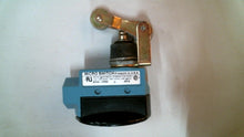 Load image into Gallery viewer, HONEYWELL BZV6-2RN2 MICRO SWITCH 9518 -FREE SHIPPING