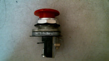 Load image into Gallery viewer, ALLEN BRADLEY 800T-D RED MUSH.PUSHBUTTON SER.N W/800T-XD2 CONTACT BLOCK-FREESHIP