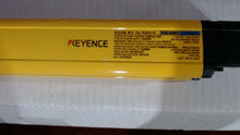 Load image into Gallery viewer, KEYENCE GL-R20H LIGHT CURTAIN RECEIVER & TRANSMITTER 24VDC -FREE SHIPPING