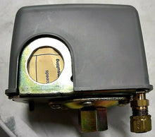 Load image into Gallery viewer, SCHNEIDER SQUARE D 9013FHG2J27M1X PRESSURE SWITCH 575VAC 1HP 100PSI 690kPa *FS*