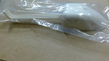 Load image into Gallery viewer, FISHERBRAND 14-375-250 STERILE 2oz WHITE PLASTIC SCOOPS LOT/10 -FREE SHIPPING