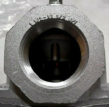 Load image into Gallery viewer, HONEYWELL V5055A 1020 INDUSTRIAL GAS VALVE W/ SAFETY SHUT OFF 1-1/2"NPT 5PSI *FS
