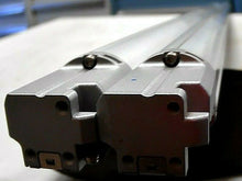 Load image into Gallery viewer, KEYENCE SL-V52H-T SAFETY LIGHT CURTAIN TRANSMITTER 24VDC 117MA CLASS 2 *FR SHIP*