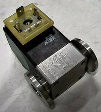 Load image into Gallery viewer, BURKERT 0211 A 2.0 FKM SOLENOID VALVE 00019959 *FREE SHIPPING*