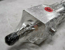 Load image into Gallery viewer, PARKER SCHRADER BELLOWS 1.50TFDSR06.00 PNEU CYLINDER MAX PRESSURE 250PSI *FRSHIP