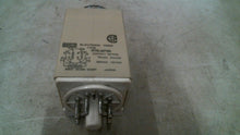 Load image into Gallery viewer, IZUMI RTB-MP3N ELECTRONIC TIMER 0-3.0SEC 8PIN 10A 120VAC -FREE SHIPPING