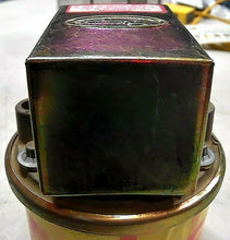 Load image into Gallery viewer, DWYER 1996-20 PRESSURE SWITCH SERIES 1900 (TYPE 1 ENCLOSURE) 45IN W.C. MAX *FS*