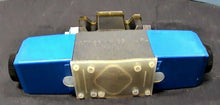 Load image into Gallery viewer, VICKERS DG4V-3S-2N-M-FPM4WL-H5-60-EN623 SOLENOID VALVE *FREE SHIPPING*