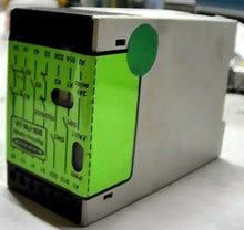 Load image into Gallery viewer, BANNER MM-FM-2A MACHINE SAFETY RELAY (GRN) 24VAC/DC 250MA MAX 4A RESIST. LOAD FS