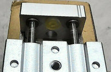 Load image into Gallery viewer, SMC MXQ16-40Z CYLINDER SLIDE TABLE MXQ1640Z *FREE SHIPPING*