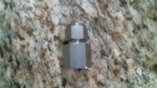 Load image into Gallery viewer, SWAGELOK SS-810-7-8 1/2 TUBE x 1/2 FEMALE NPT FEMALE CONNECTOR -FREE SHIPPING