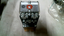 Load image into Gallery viewer, ALLEN BRADLEY 700-P800A1 CONTROL RELAY SER.E 120V 10A 8P -FREE SHIPPING