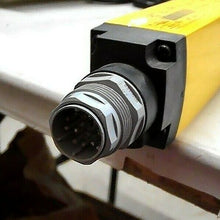 Load image into Gallery viewer, SICK C40E-0401DA010 C4000 STANDARD LIGHT CURTAIN RECEIVER 24VDC *FREE SHIPPING*