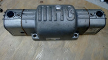 Load image into Gallery viewer, MAC VALVE 1357G-111D-1 PNEUMATIC SOLENOID VALVE 150PSI 120/60 6.8W -FREE SHIP