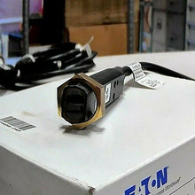 Load image into Gallery viewer, EATON CUTLER HAMMER 13101AQD03 PHOTOELECTRIC SENSOR PROX 20-264VAC/15-30VDC *FS*