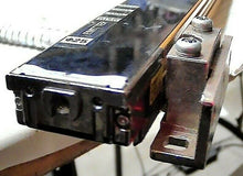 Load image into Gallery viewer, OMRON STI F3SJ-A0700P25-L TYPE 4 SAFETY LIGHT CURTAIN EMITTER *FREESHIPPING*